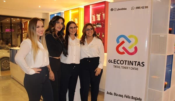 Empresa de insumos informáticos inaugura showroom