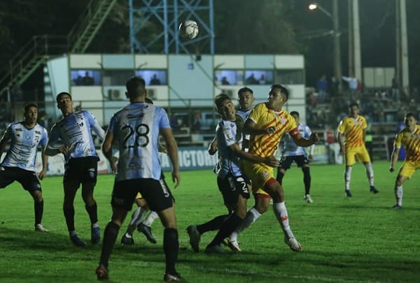 General remonta y vence a Guaireña 