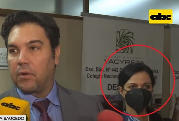 Saucedo “venía, marcaba y volvía a ir a su casa”, afirma asesor jurídico