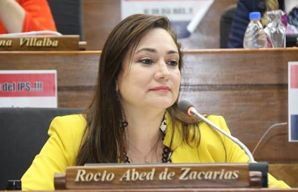 Lo de mover la “colita” fue sacado de contexto, afirma Abed 