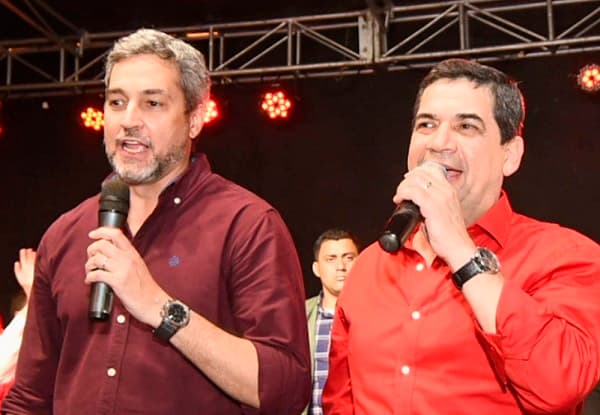 Abdo cambia de postura sobre renuncia de Velázquez