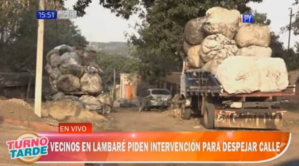 Vecinos siguen reclamando solución a ocupación de recicladores en Lambaré