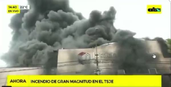 Ministro sospecha que el incendio en el TSJE fue premeditado