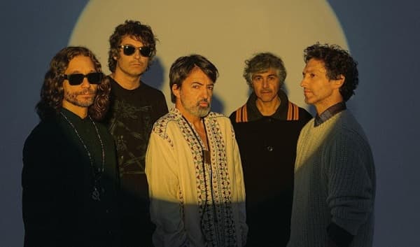 Babasónicos presenta el videoclip oficial de “Trinchera”