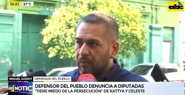 Miguel Godoy denuncia a Kattya y Celeste ante la Fiscalía