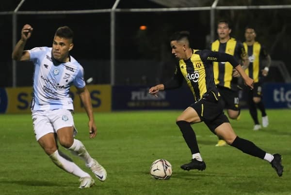 Guaraní y Guaireña empatan en el arranque de la Fecha 9