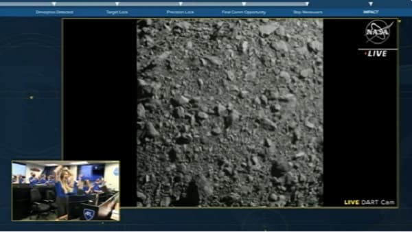 Como en el cine: La NASA estrella nave contra un asteroide