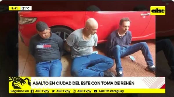 Policías logran abortar asalto con toma de rehén en CDE