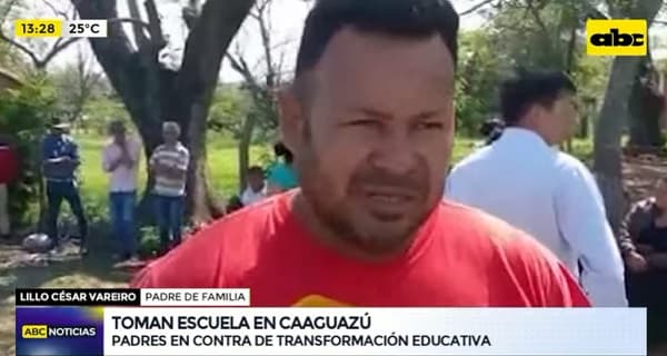 Padres toman institución educativa en repudio a la Transformación Educativa