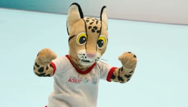 Tiríka se gana el corazón de todos con carisma y simpatía