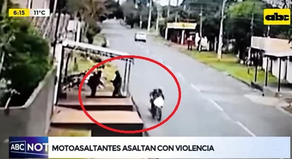 “Motochorros” asaltan con violencia a una mujer en Capiatá