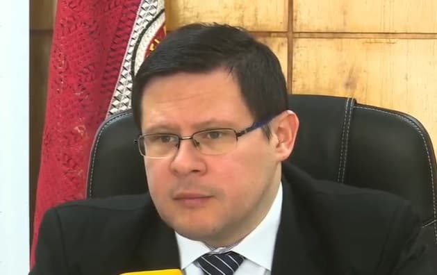 SET pide informe a productora por show de Bad Bunny