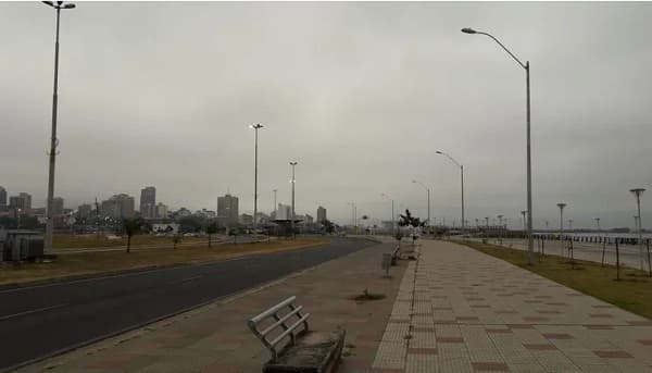 Se anuncia un jueves fresco a cálido con lluvias dispersas