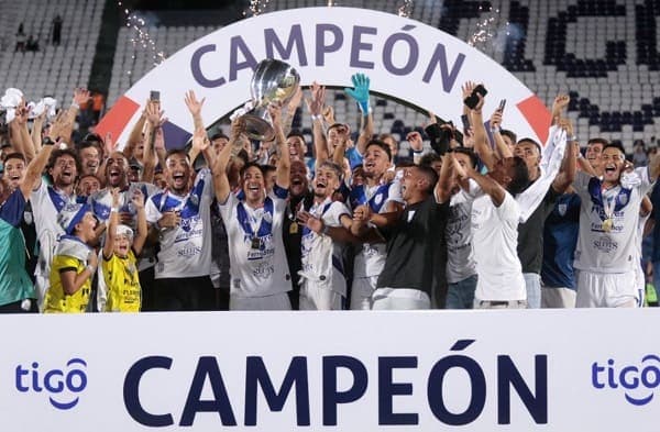 Ameliano da el golpe y se consagra ante Olimpia