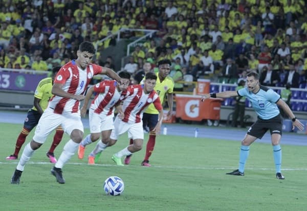 La Albirroja sub 20 empata en el debut ante Colombia