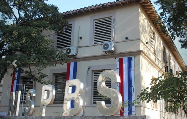 Hospitales públicos colmados de casos de dengue y chikungunya