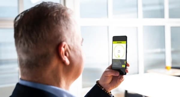 Delincuentes pueden burlar el desbloqueo facial del iPhone, confirma fiscala