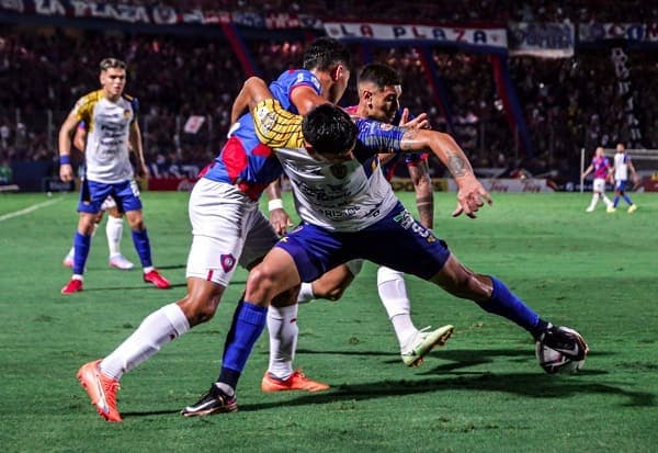 Luqueño frustra victoria épica del Ciclón 