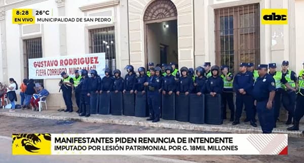 Sampedranos piden renuncia del intendente