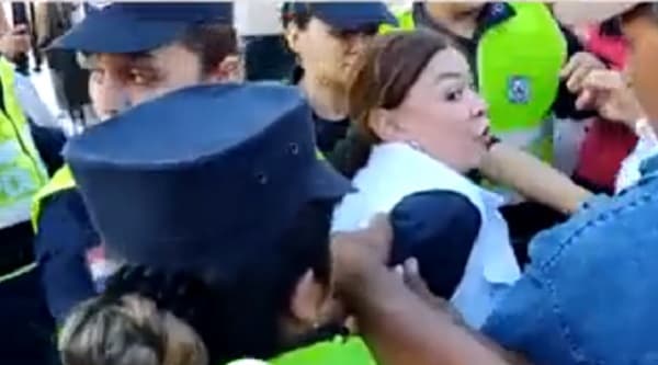 Periodista detenida en San Pedro accionará legalmente por tortura