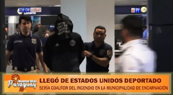 Coautor de incendio de Comuna de Encarnación llega deportado por EE.UU.