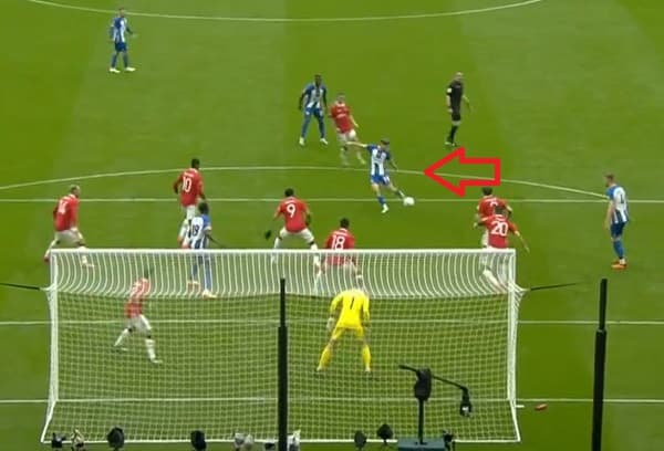 Enciso juega de titular en semifinales y casi llega a gol 