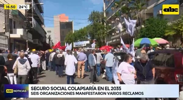 Asegurados y jubilados se manifiestan ante eventual colapso de la caja de jubilaciones del IPS