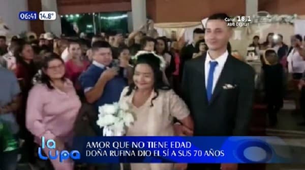 Rufina y Juan Ramón se casan frente a una multitudinaria cantidad de invitados