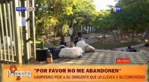 Campesinos “abandonados” esperan volver a sus comunidades