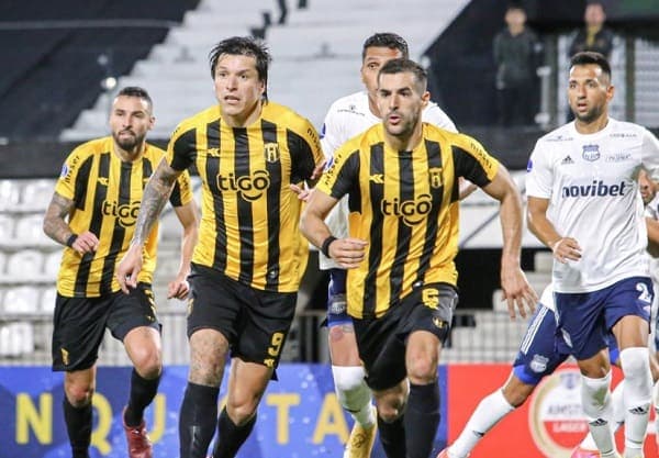 Guaraní recibe la visita de Nacional en Dos Bocas