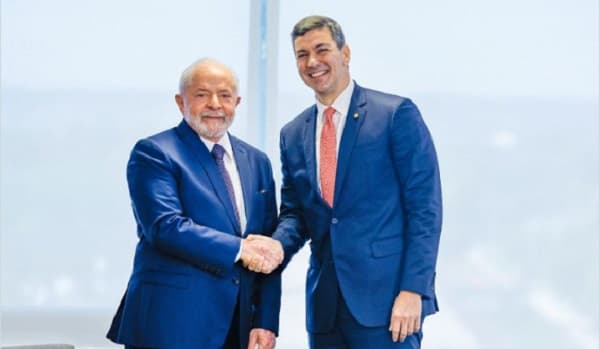 Paraguay resiste presión de Brasil y rechaza nuevamente rebaja de tarifa de Itaipú