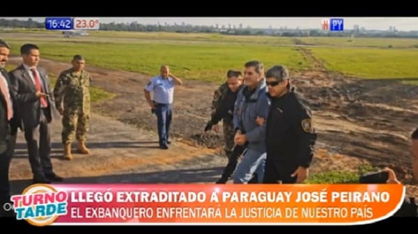 Peirano aguardará convocatoria de jueces en sede de la Interpol, confirman