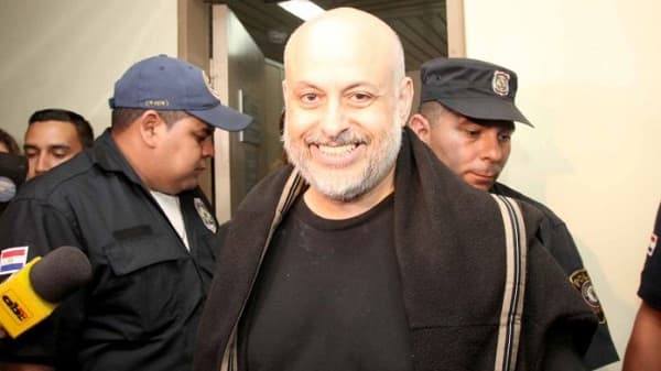 Payo Cubas: Ambiciones políticas y críticas contundentes