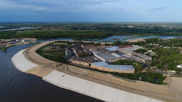 Deuda millonaria amenaza obras de defensa en Pilar