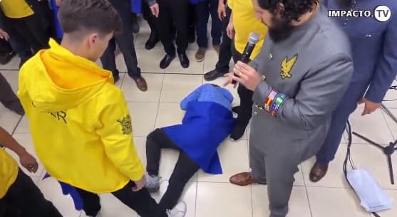 Pastor José Duarte asegura expulsar de joven al espíritu del “caballo loco”