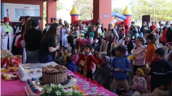 Piden donaciones para celebrar a los niños en Clínicas