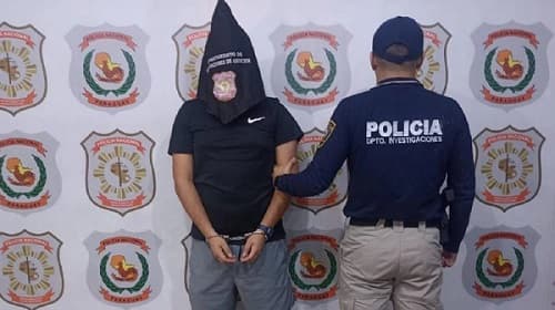 Jueza libera al hacker más buscado del país en 24 horas