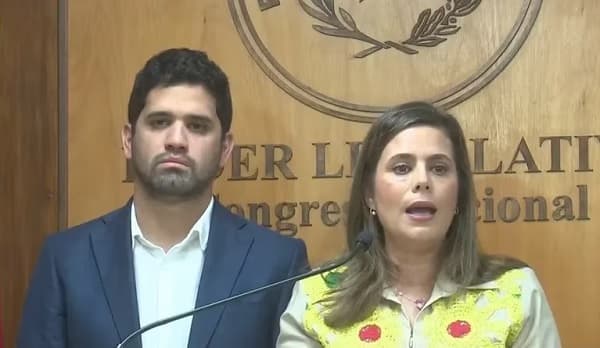 Opositores exigen a Peña una renegociación del tratado de Itaipú transparente