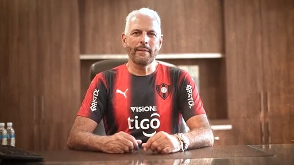 “Cocinan en Copa y en Campeonato”, acusa Zapag