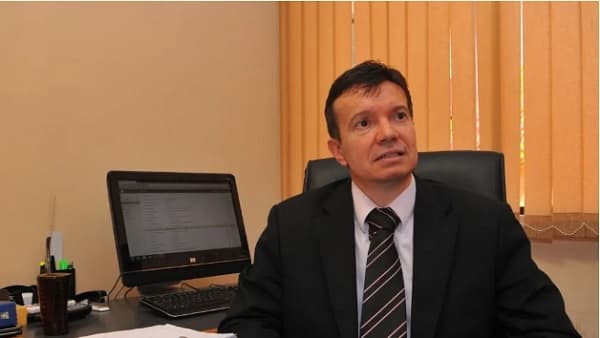 Arregui desafía expulsión del BNF y eleva demanda judicial