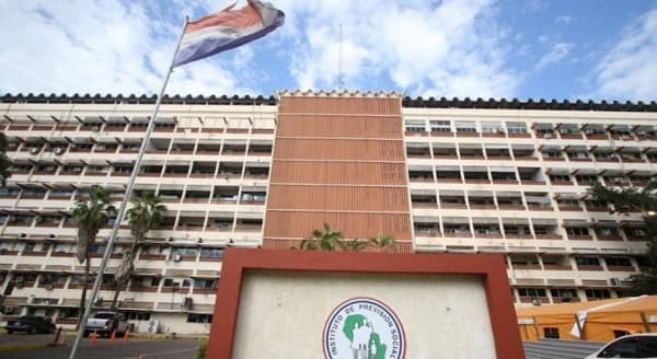 IPS: Presidente promete acciones contra irregularidades millonarias