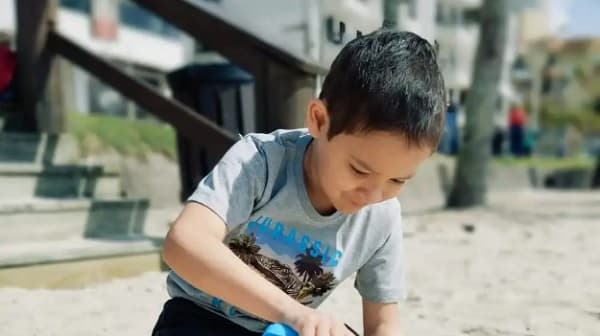 El sueño marítimo de Josías: un milagro de solidaridad