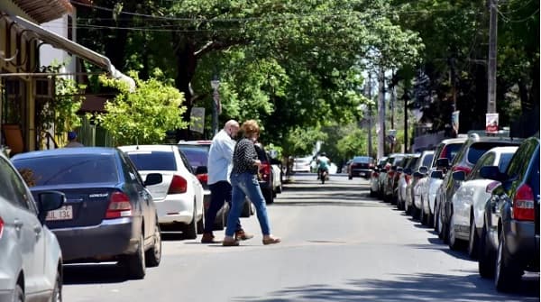 Estacionamiento tarifado en Asunción inicia en enero 2024, anuncia Intendente