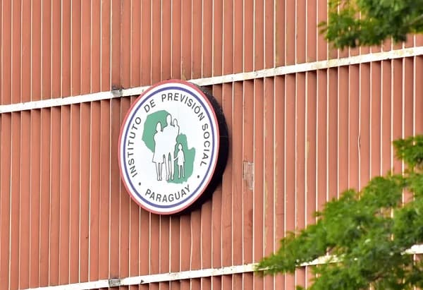 Ministerio de Salud acumula deuda de USD 70M con IPS