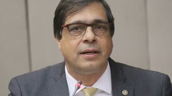 IPS: Bataglia se pone a disposición de la Fiscalía