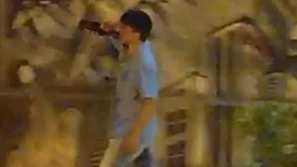 Hombre estrella auto y abandona a acompañante en Asunción