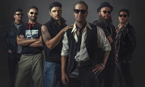 Kchiporros y Los Caligaris lanzan “El Gallo Rojo”