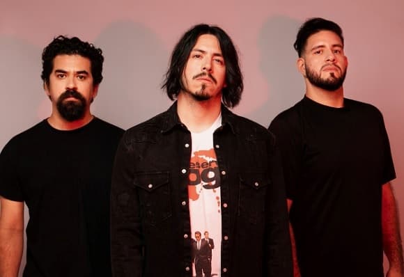 Kuazar desata el poder híbrido en concierto espectacular