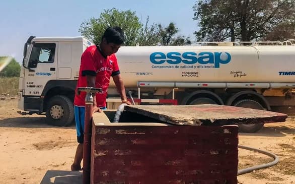 Convoy humanitario lleva agua al Chaco azotado por sequía