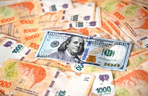Dólar Blue en ascenso: ¿Cómo impacta a Paraguay?